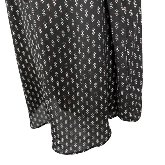 Torrid Harper Short Sleeve Georgette Black Print Flutter Sleeve Top Shirt sz 3X - Picture 7 of 16